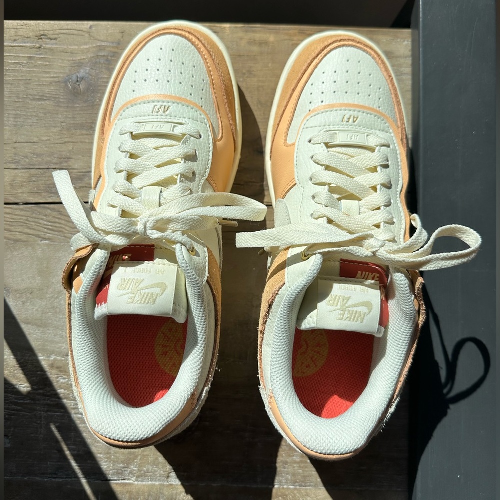 Nike AF1 Shadow size 9 women’s
